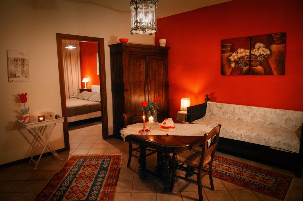Agriturismo Paitin Alba  Rum bild
